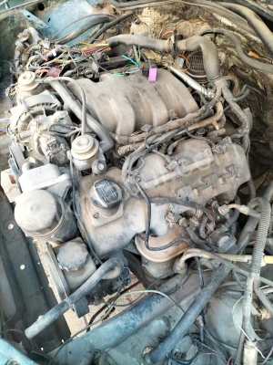 320.  V6 212kodlu motor