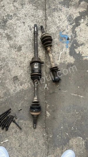 toyota corona orjinal çıkma aks