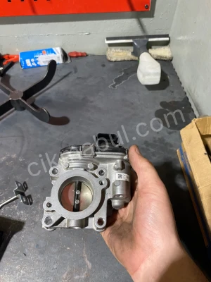 1.0 tCe clio orijinal Gaz Kelebeği