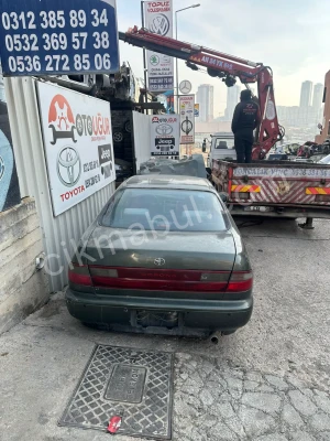 1993 model toyota corona 2.0 benzinli bagaj kapağı