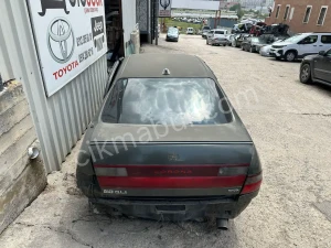 1994 MODEL TOYOTA CORONA 2.0 BENZİNLİ  BAGAJ KAPAĞI